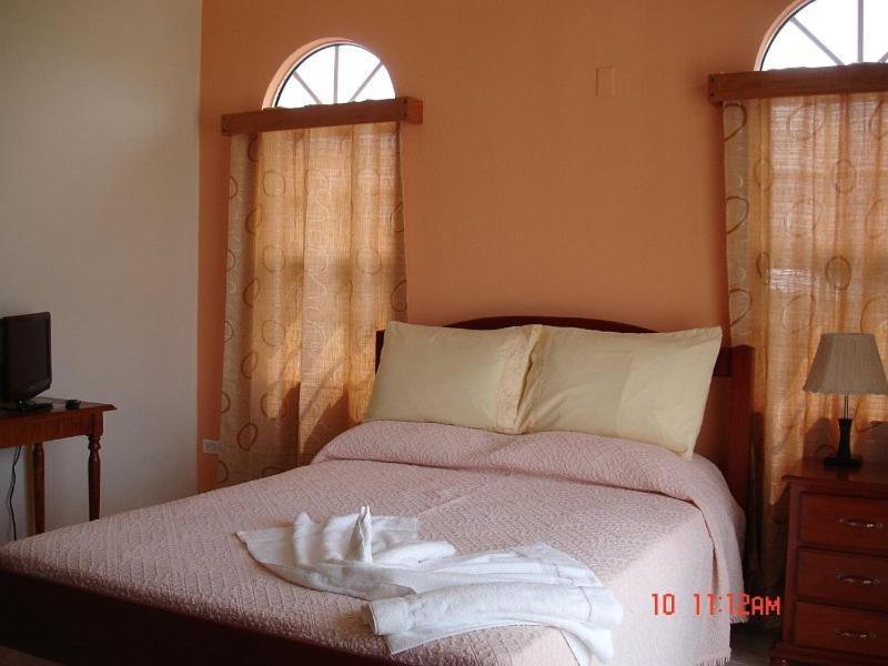 Villa San Juan Belmopán Habitación foto