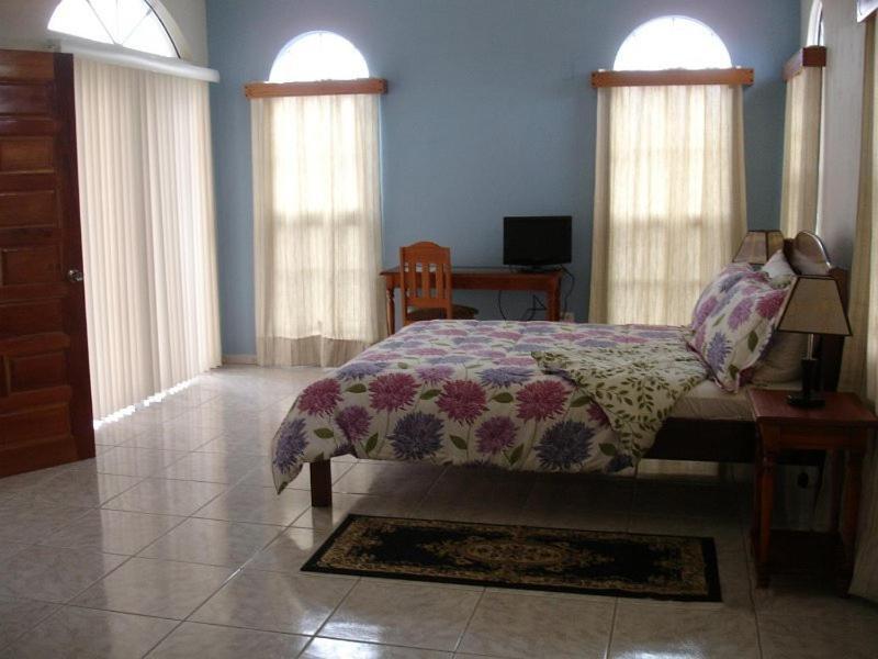 Villa San Juan Belmopán Habitación foto